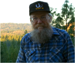 Cousin Thom is in the neighborhood from Idaho.